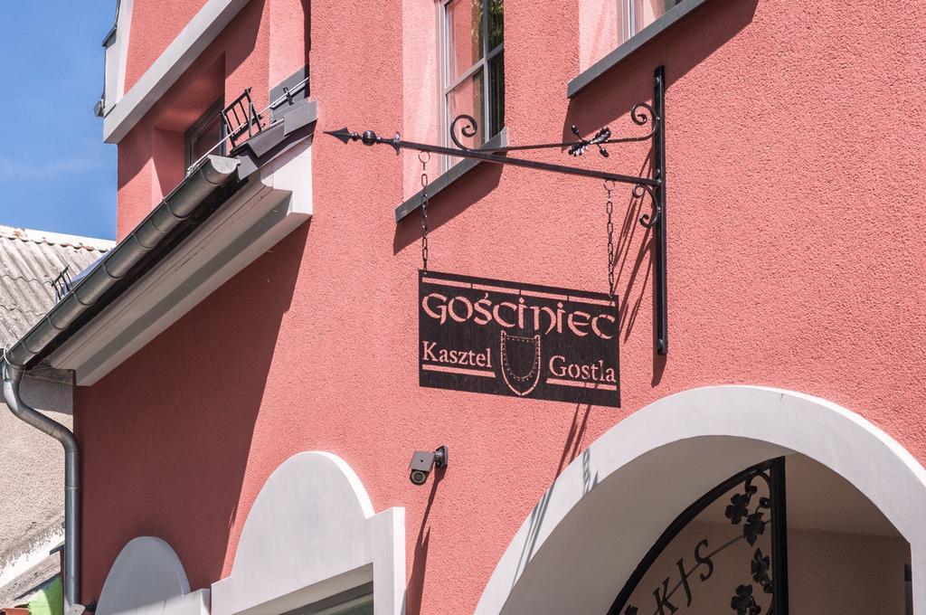 Gosciniec Kasztel U Gostla Hotell Murowana Goślina Rum bild